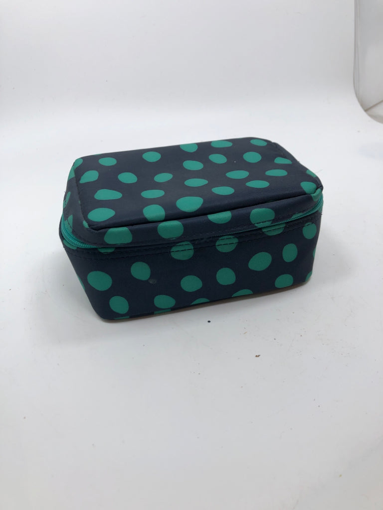 POLKA DOT SMALL TRAVEL JEWELRY CASE THIRTY-ONE.
