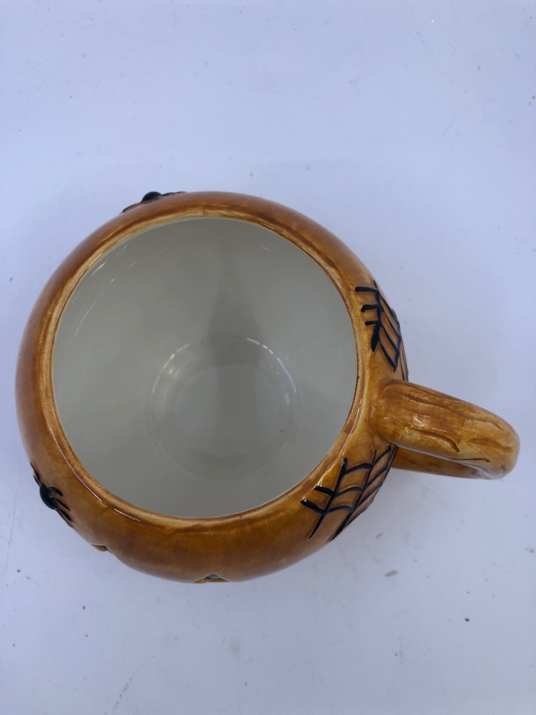 LARGE JACK O LANTERN MUG.