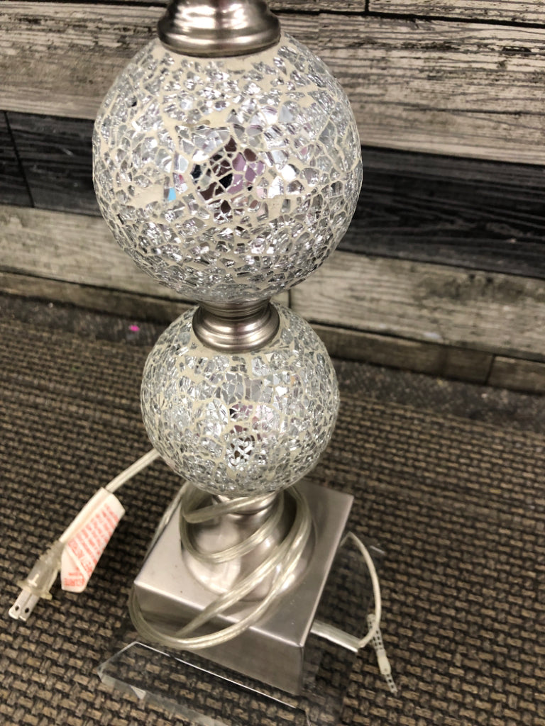 SILVER BASE LAMP W/CRYSTAL BALLS.