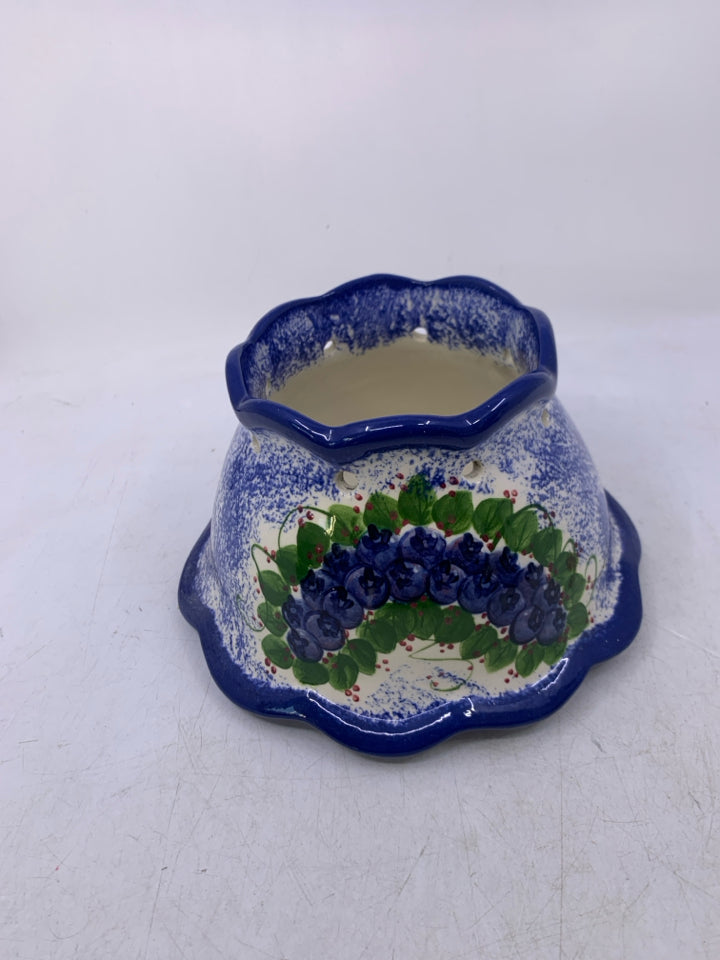 BLUE/WHITE SPONGE CANDLE SHADE.