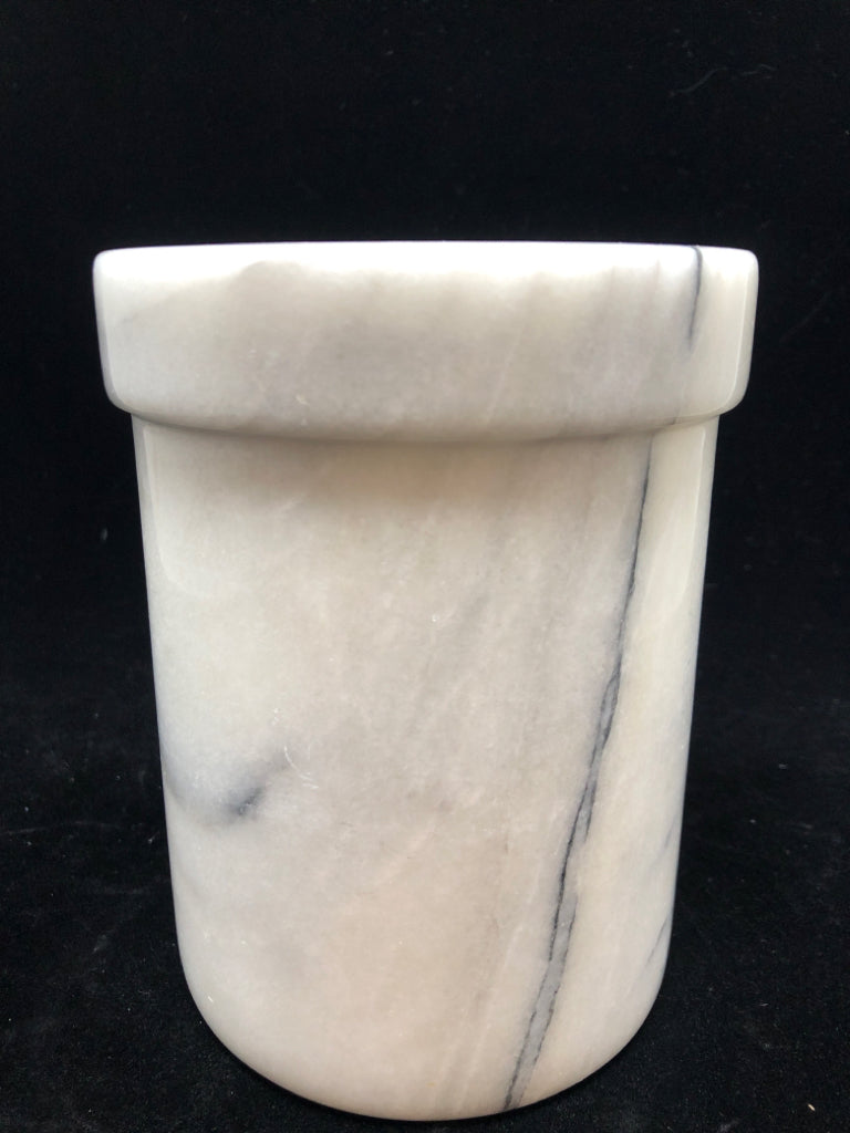 MARBLE BOTTLE CHILLER.