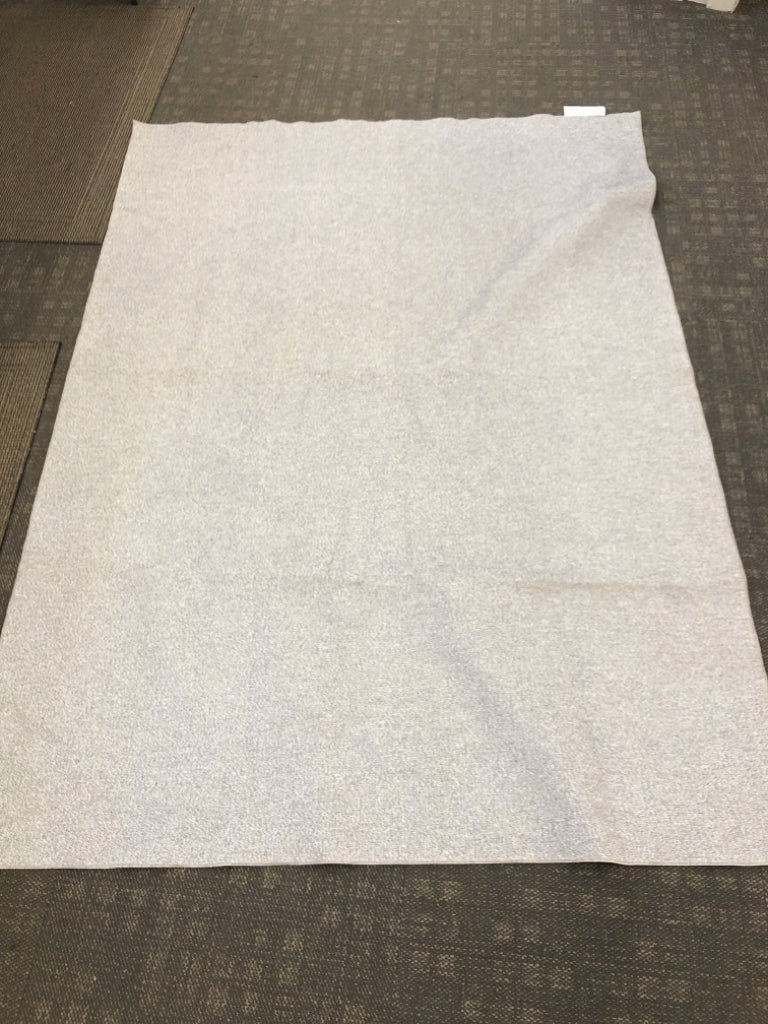 WASHABLE SALMON ORIENTAL PRINTED RUG.