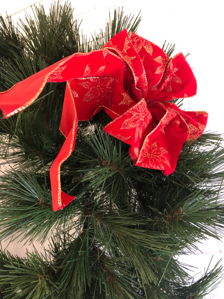 PINE WREATH W RED BOW.