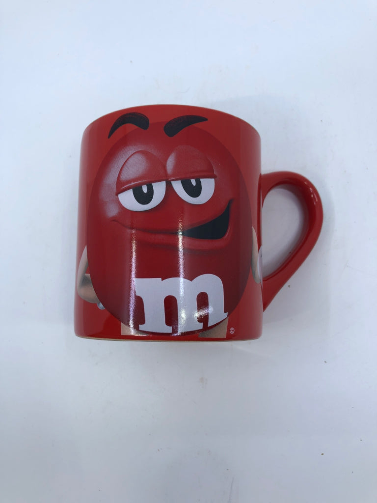 RED M&M MUG.