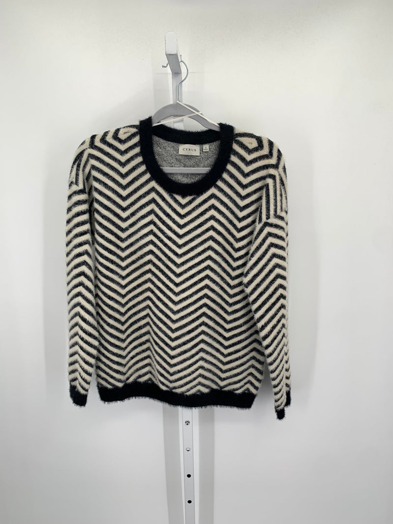 cyrus Size Small Misses Long Slv Sweater