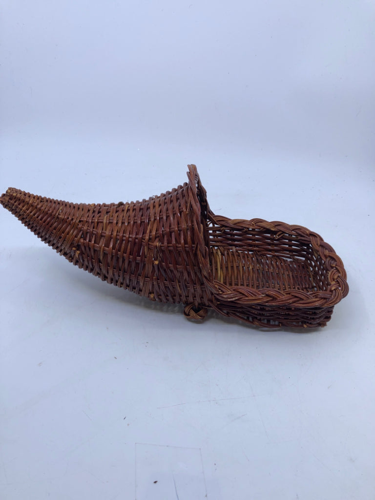 CORNUCOPIA SHAPED BASKET.