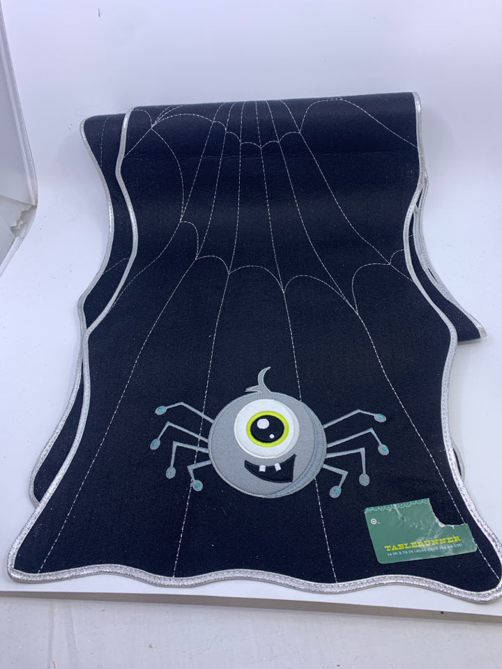 NWT FELT BLACK SPIDER TABLE RUNNER.