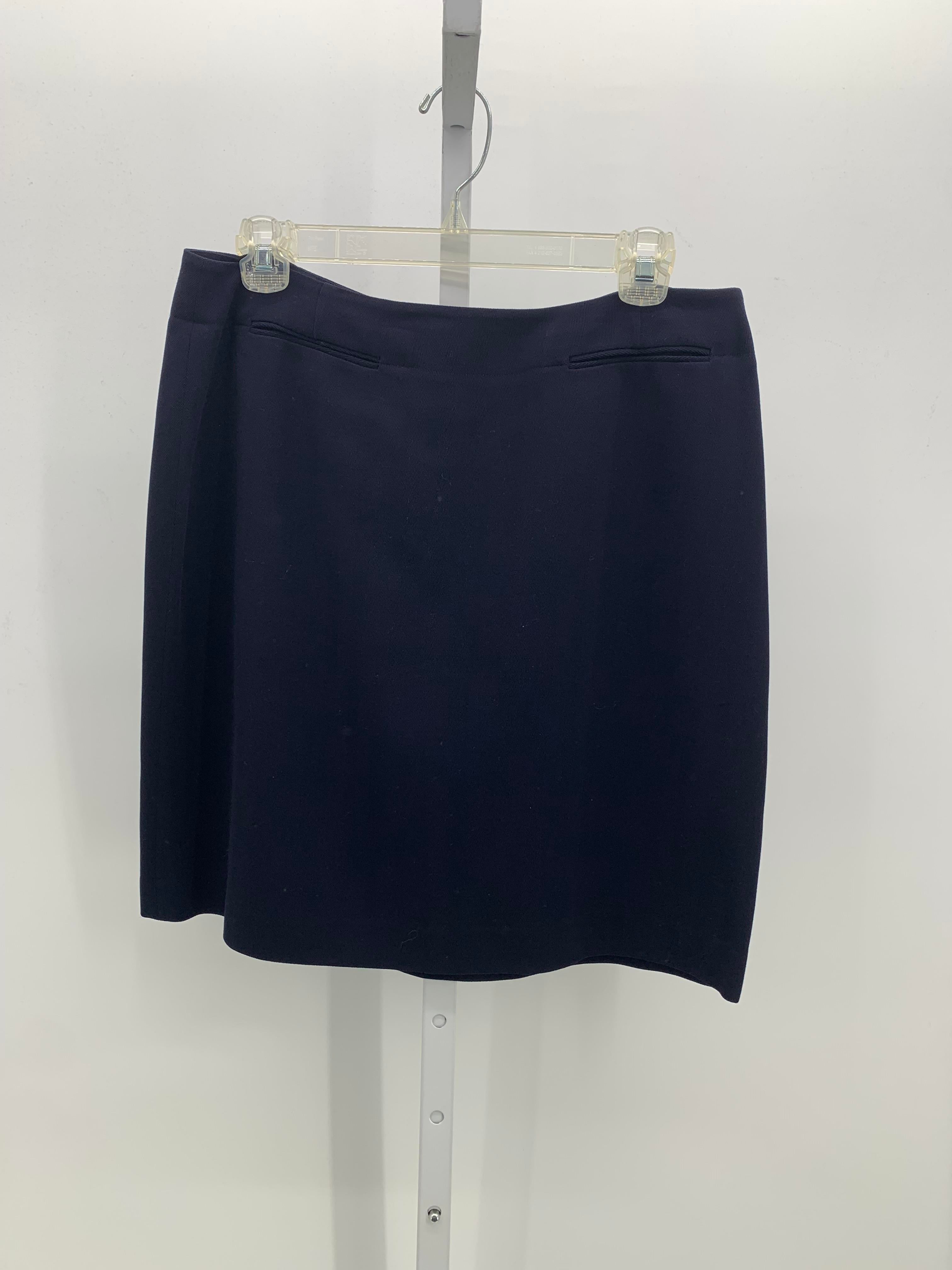 DKNY Size 12 Misses Skirt