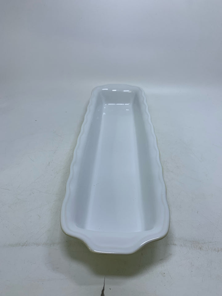 LONG RECTANGLE CERAMIC LOAF PAN.