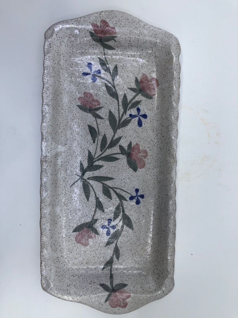 PINK AND BLUE FLOWERS POTTERY TRAY.