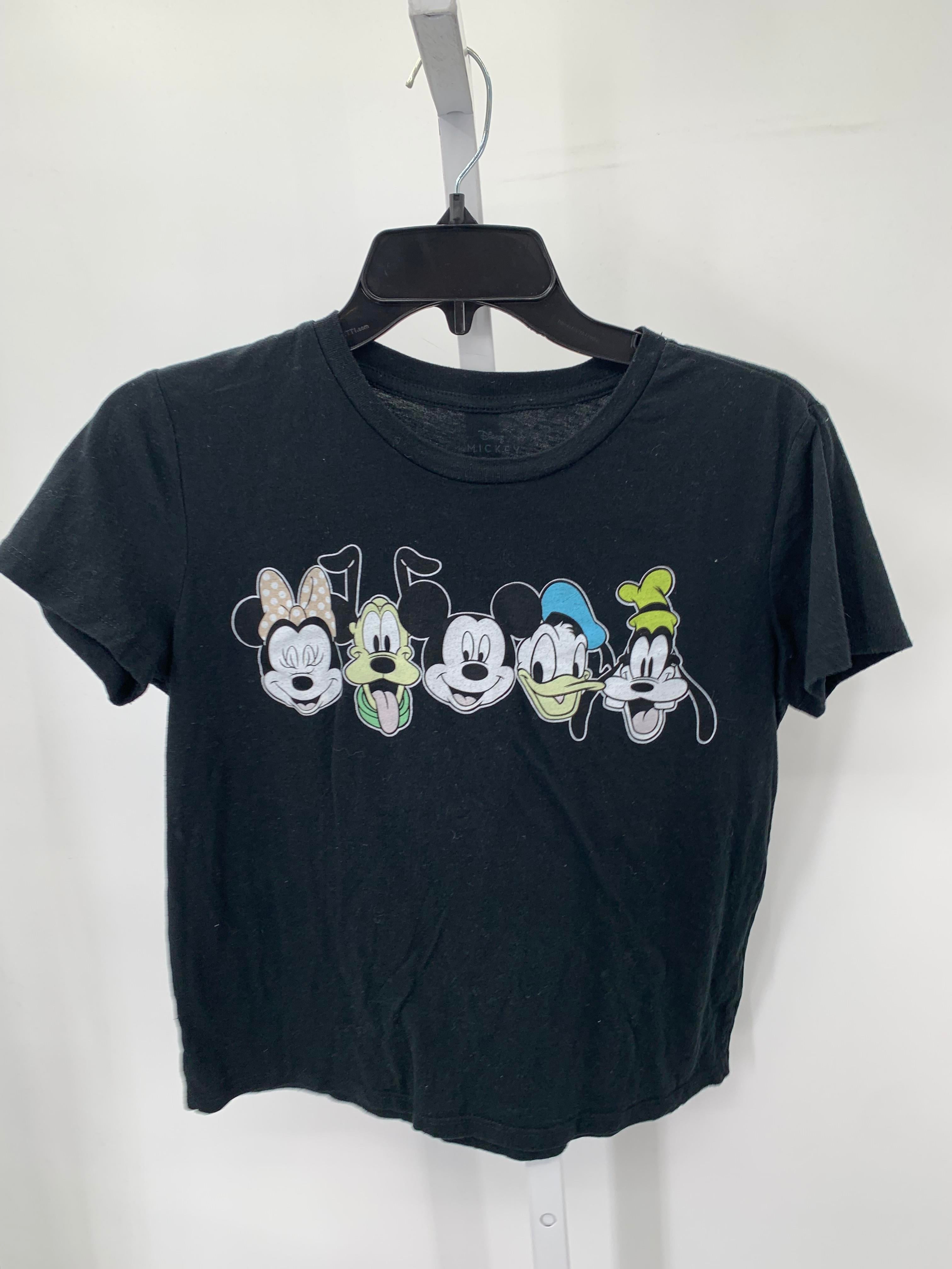 Disney Size Medium Juniors Short Sleeve Shirt