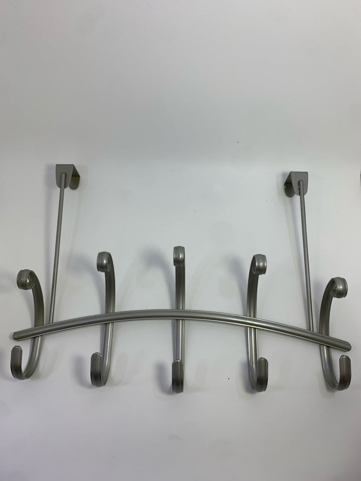 SILVER METAL OVER DOOR COAT HOOK.