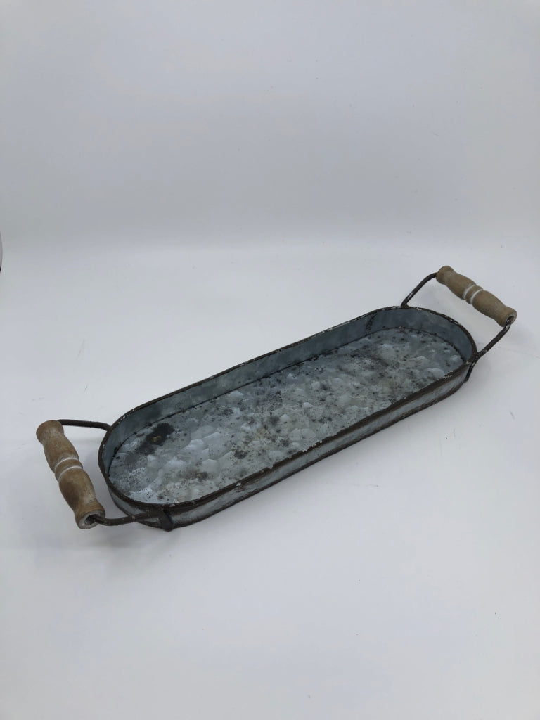OVAL GALVANIZED METAL TRAY W WOOD HANDLE.