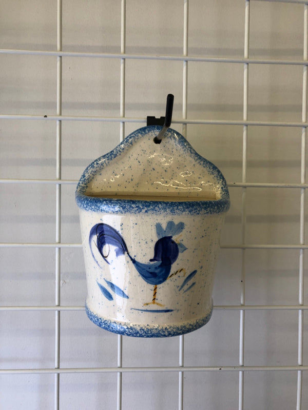 BLUE AND WHITE SPECKLED ROOSTER WALL POCKET.