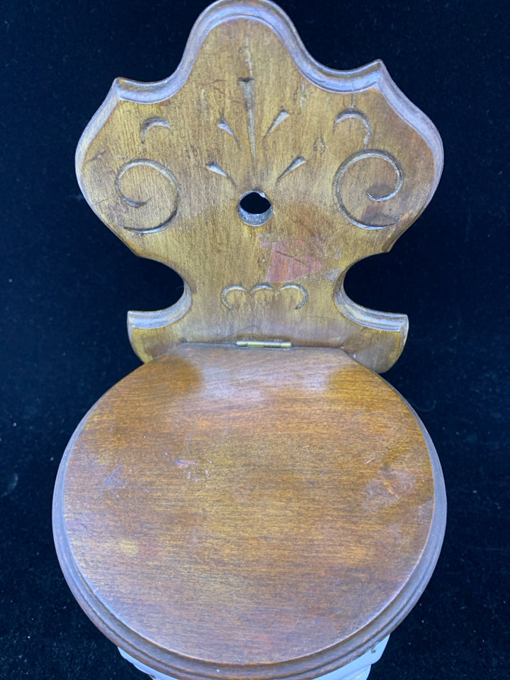 VTG WHITE MEHL (FLOUR) DARK WOOD WALL HANGING.