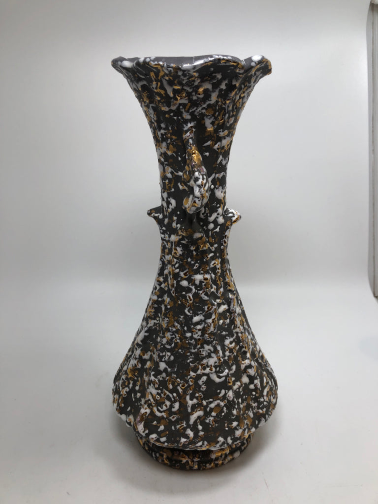 VTG GOLD SPECKLED SAVOY GRAY VASE.