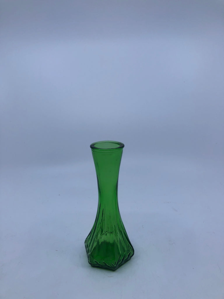 SKINNY GREEN BUD VASE.