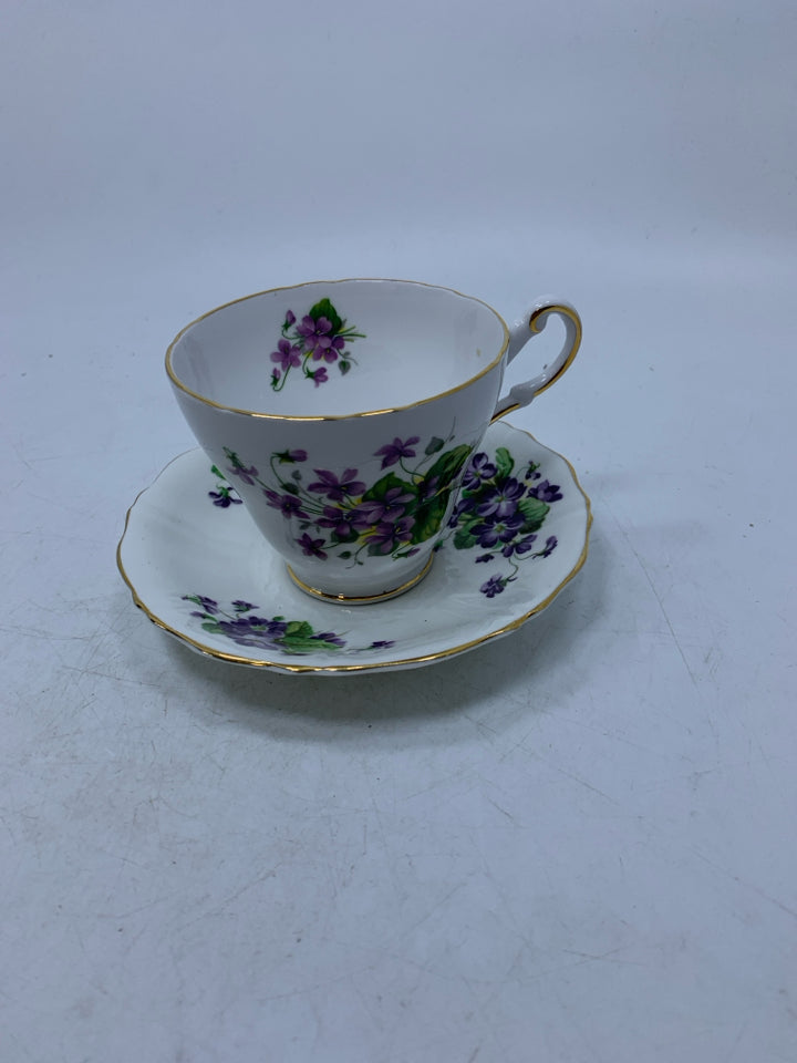 SMALL DARK PURPLE FLOWERS TEACUP SAUCER.