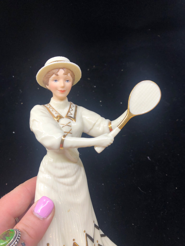 LENOX TENNIS AT TRAYMORE WOMAN FIGURE.