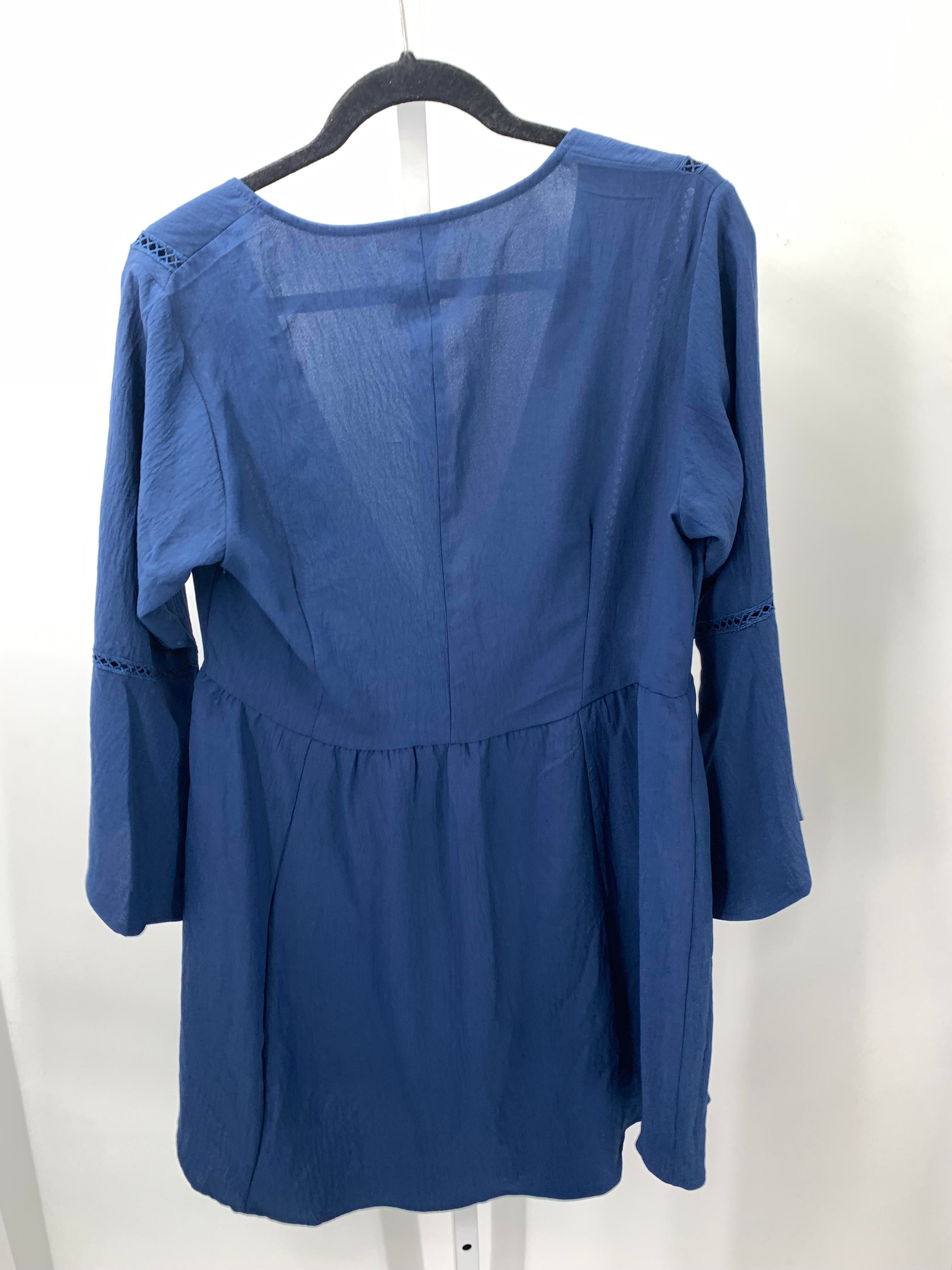 Size Large Misses 3/4 Sleeve Dress