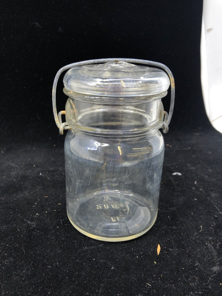 VTG BALL MASON JAR W  METAL CLASP.