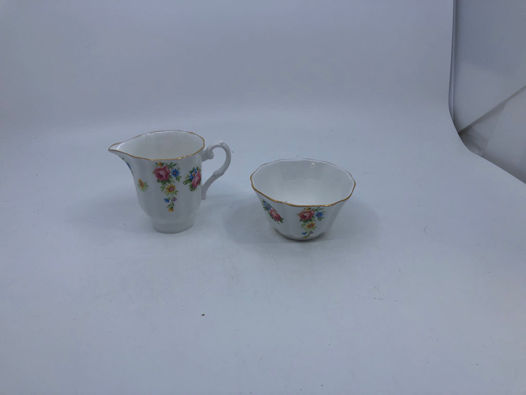 VTG FLORAL SUGAR AND CREAMER.