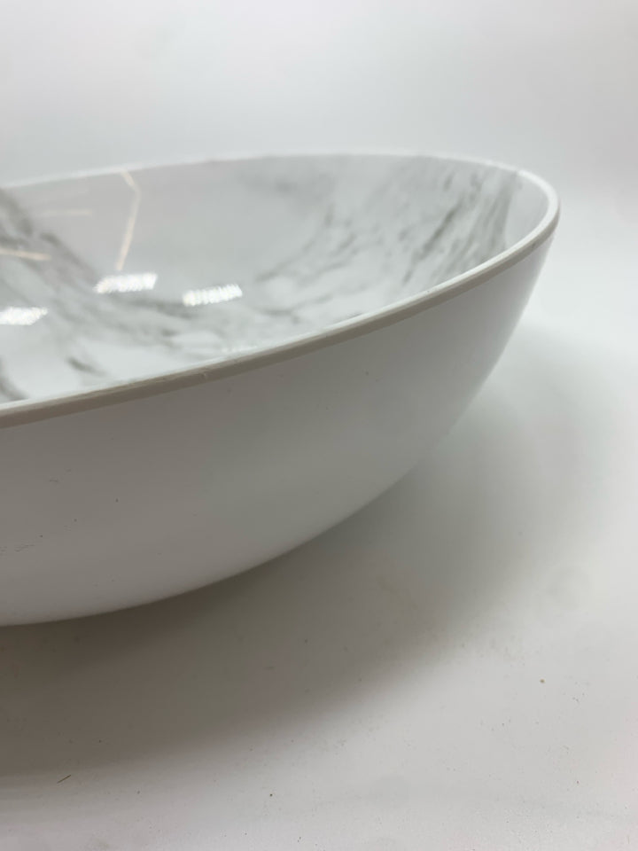 MARBLE MELAMINE SERVING BOWL.