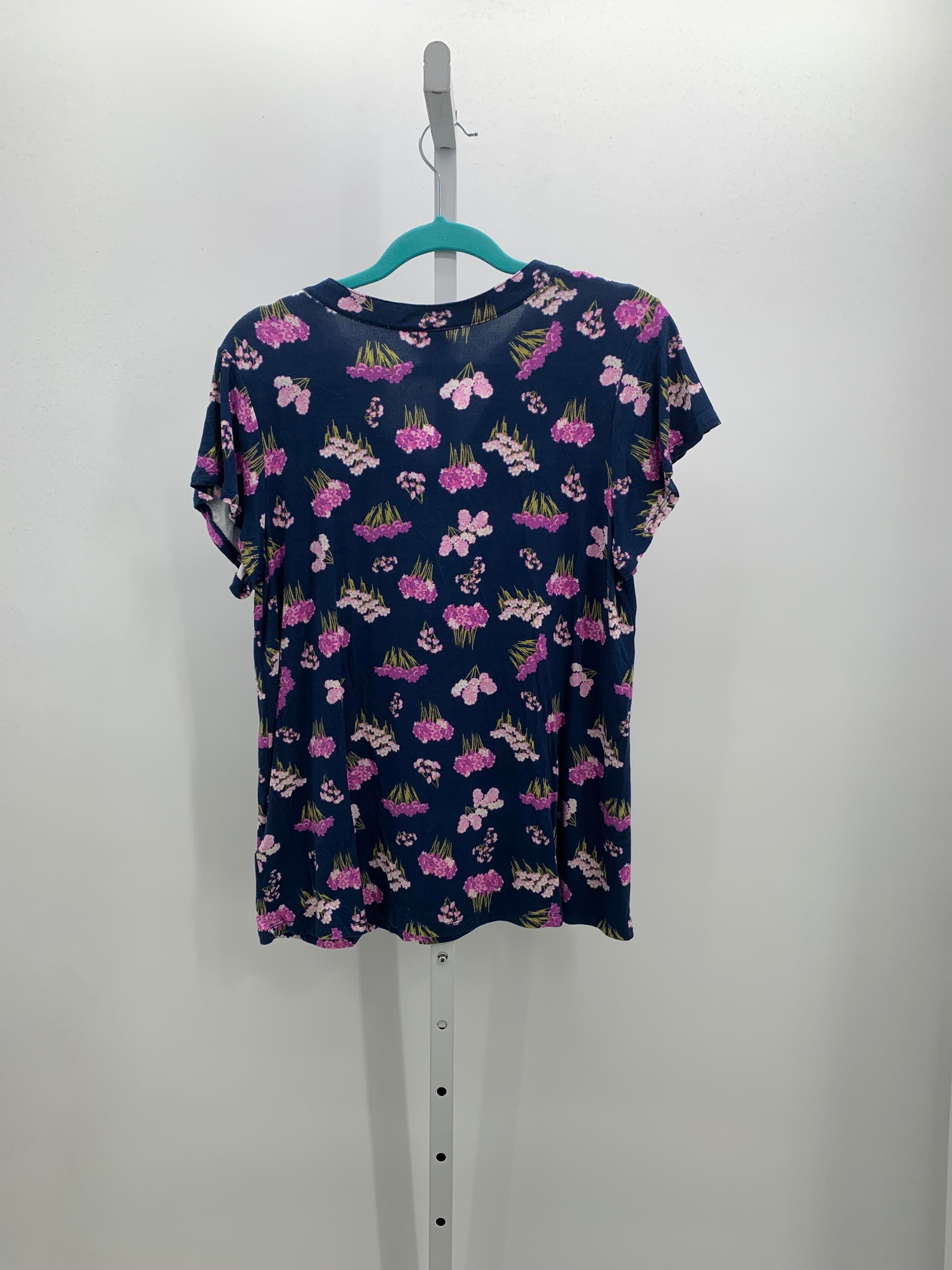 Lularoe Size Medium Misses Short Sleeve Shirt