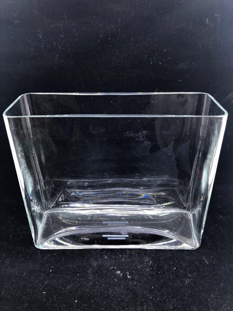 LARGE HEAVY RECTANGLE VASE.