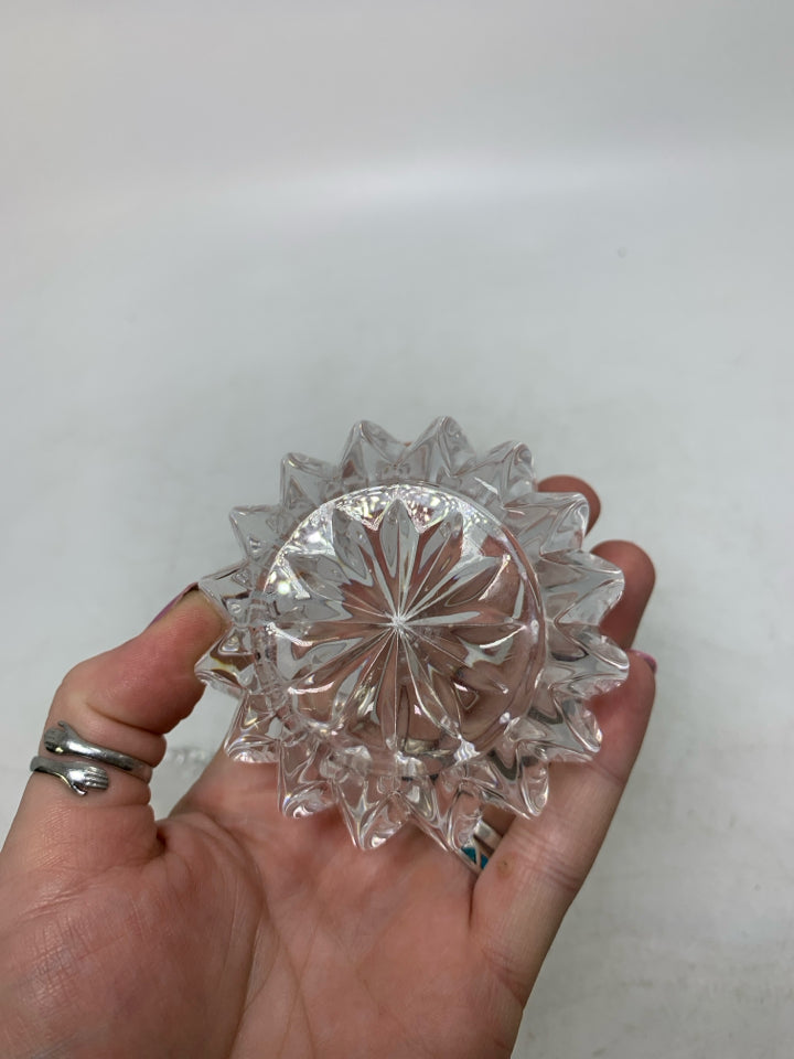 GLASS TEXTURED TRINKET BOX W/ ETCHED FLOWER.