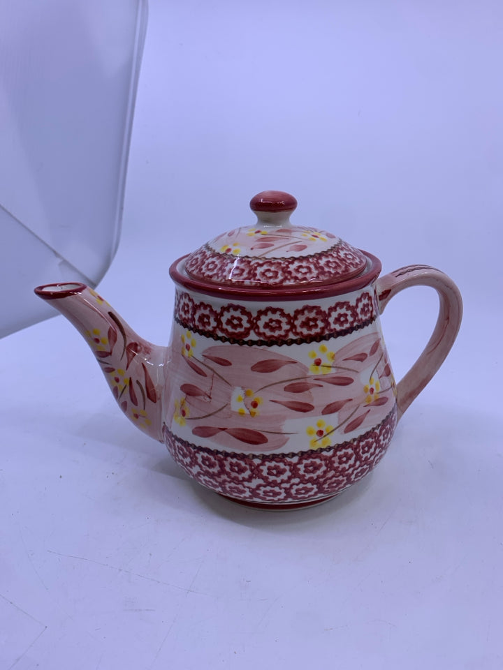 PINK/WHITE LEAF DESIGN TEAPOT.
