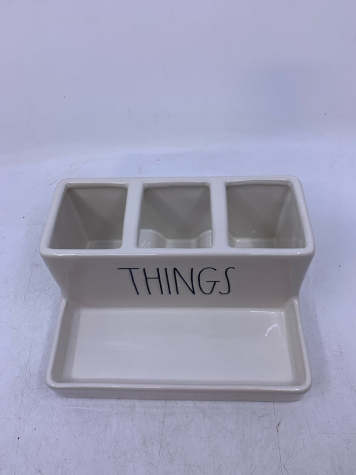THINGS DIVIDED CERAMIC ORGANIZER.