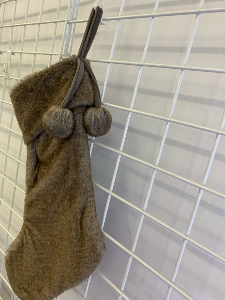 GREY BROWN STOCKING.