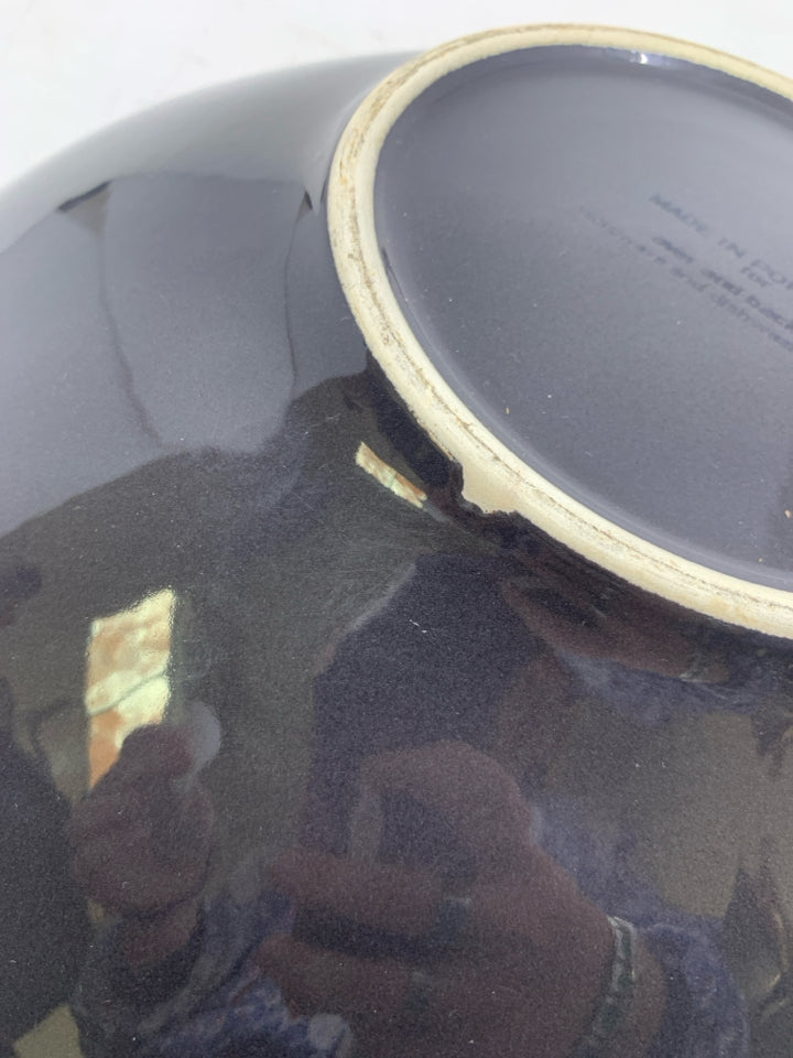 LARGE GREEN INTERIOR CENTERPIECE BOWL.