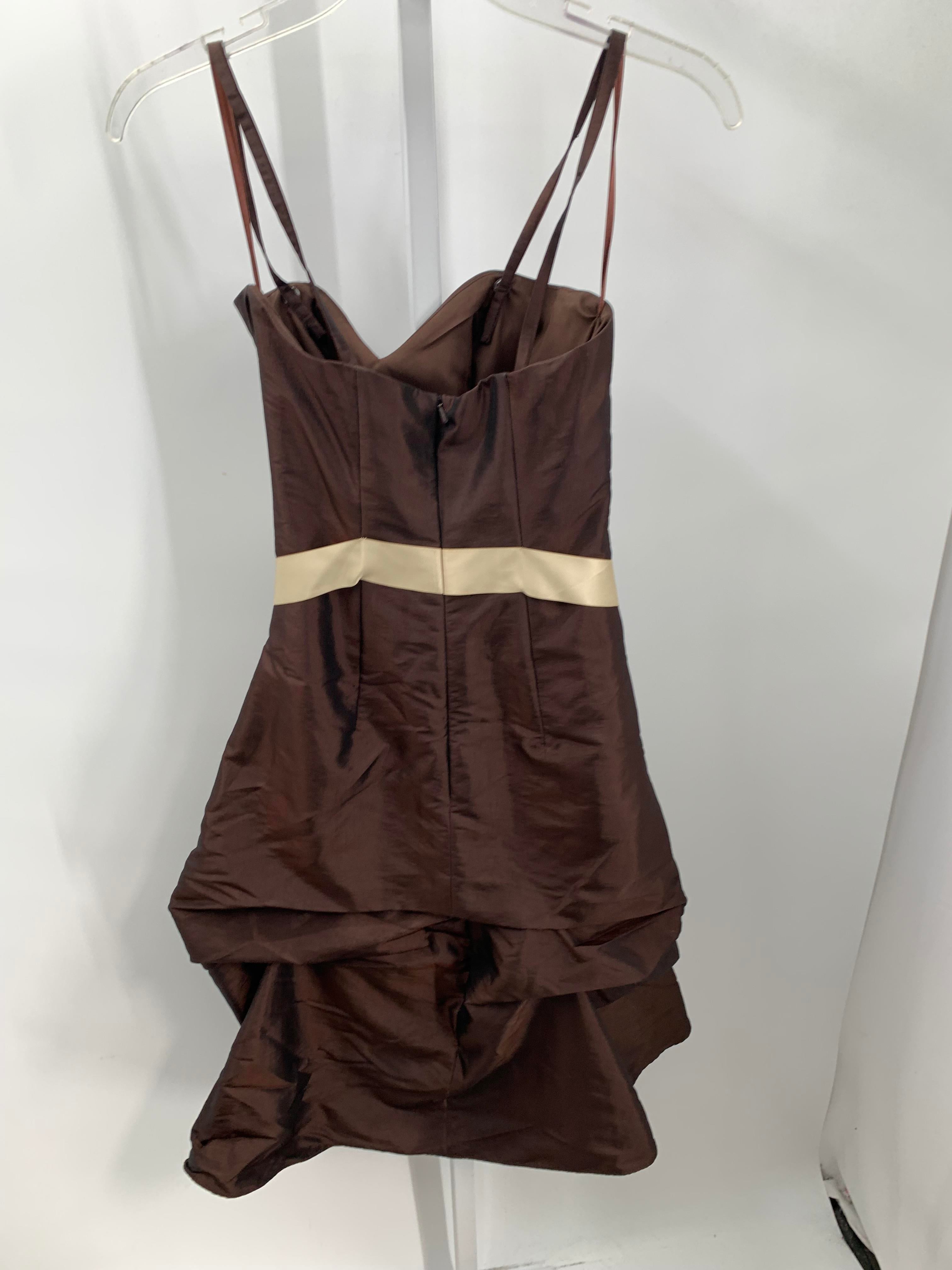 Size 2 Misses Sleeveless Dress