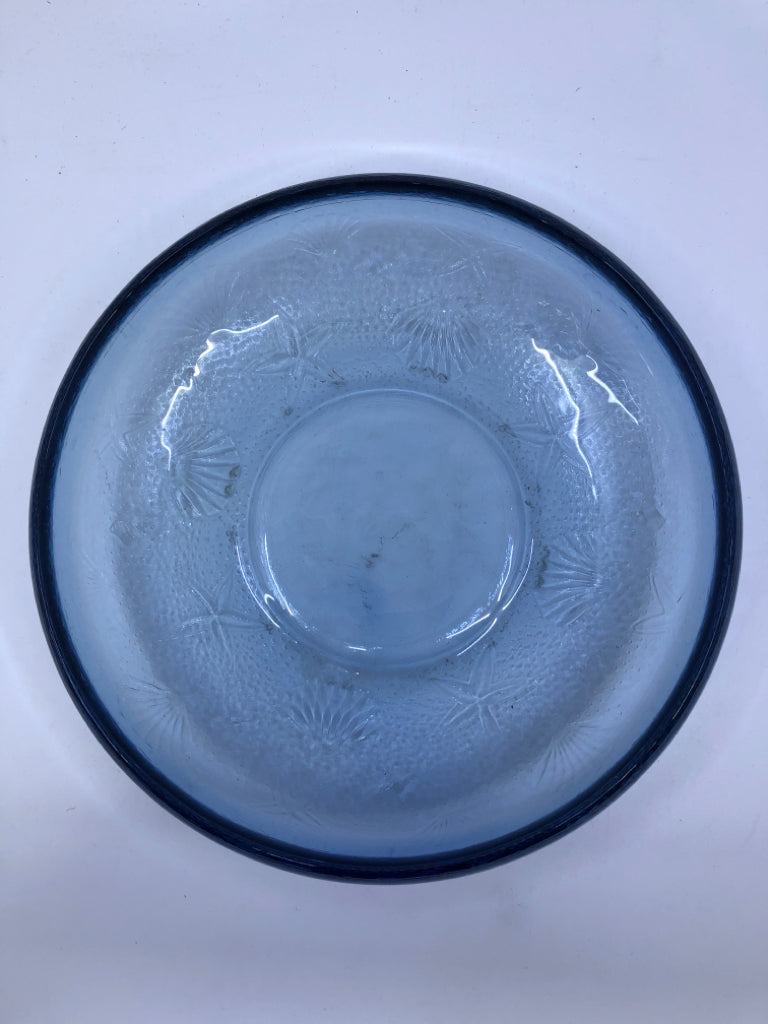 BLUE TEXTURED GLASS BOWL W SEASHELLS.