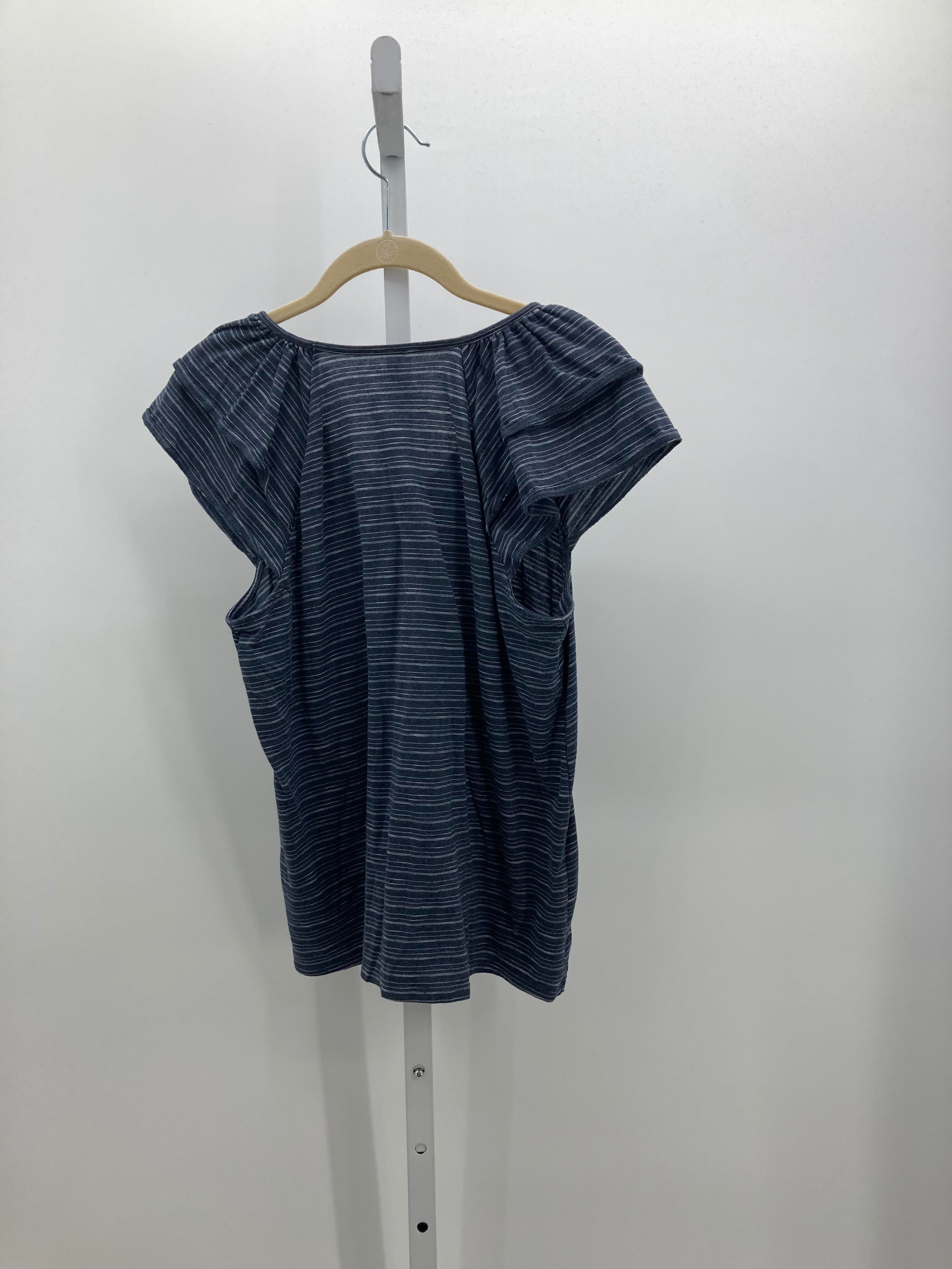 A.N.A. Size Medium Misses Short Sleeve Shirt
