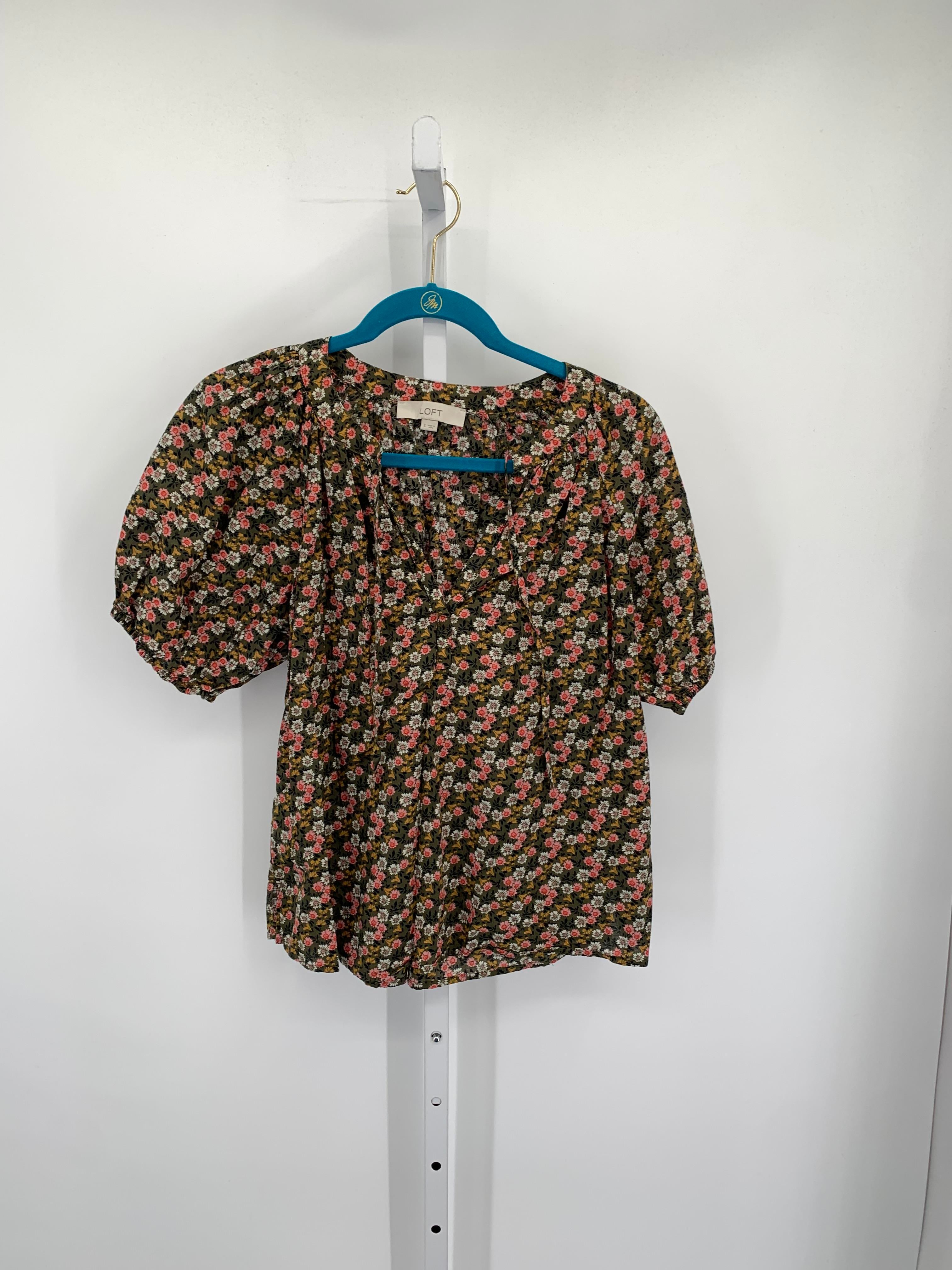 Loft Size Small Misses Short Sleeve Shirt