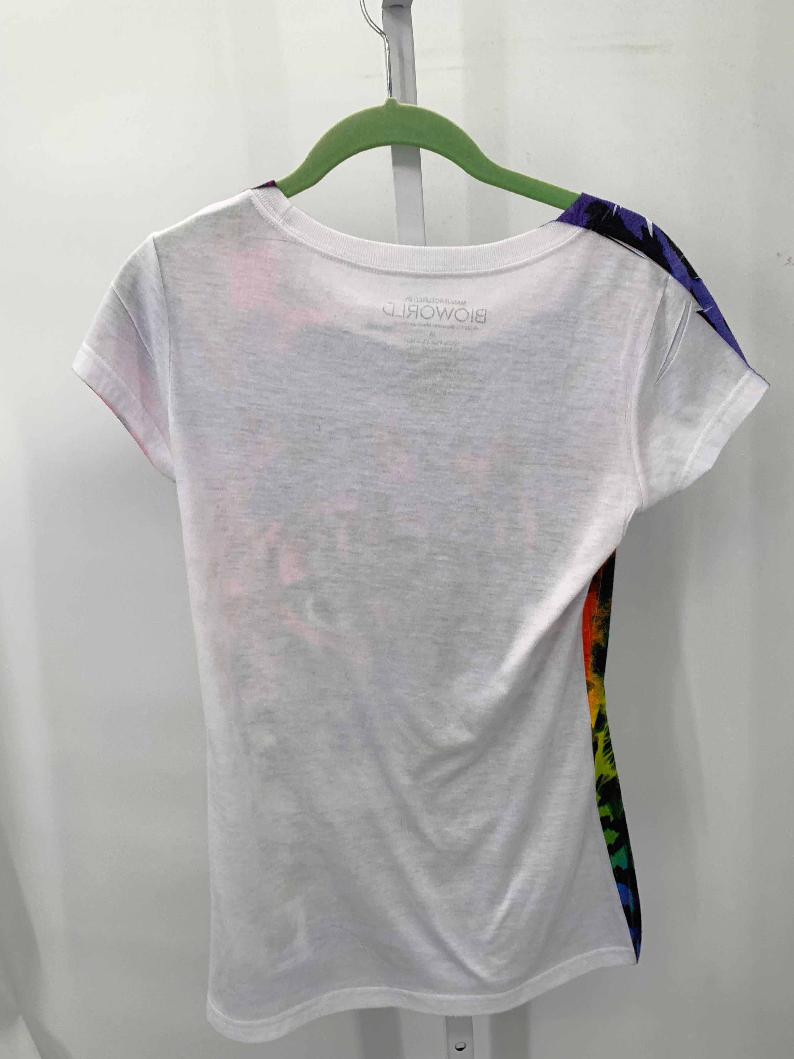 Size Medium Juniors Short Sleeve Shirt