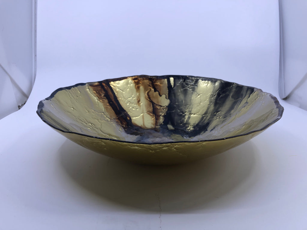 GOLD/BLACK/GREEN GLASS CENTERPIECE BOWL.