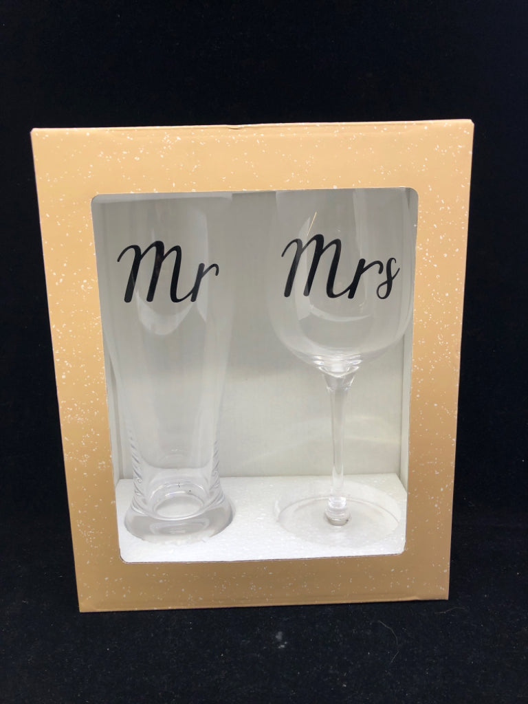 NIB WINE +PILSNER MR/MRS SET OF GLASSES.