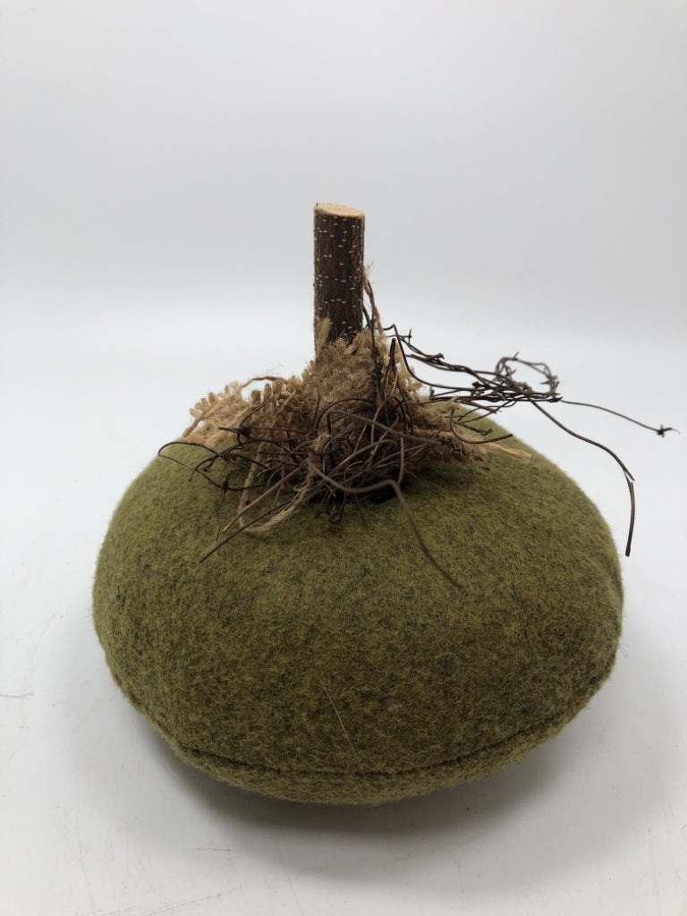 GREEN FABRIC PUMPKIN.