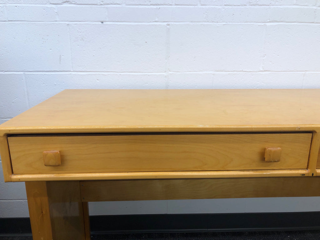 WIDE 2-DRAWER WOOD DESK.