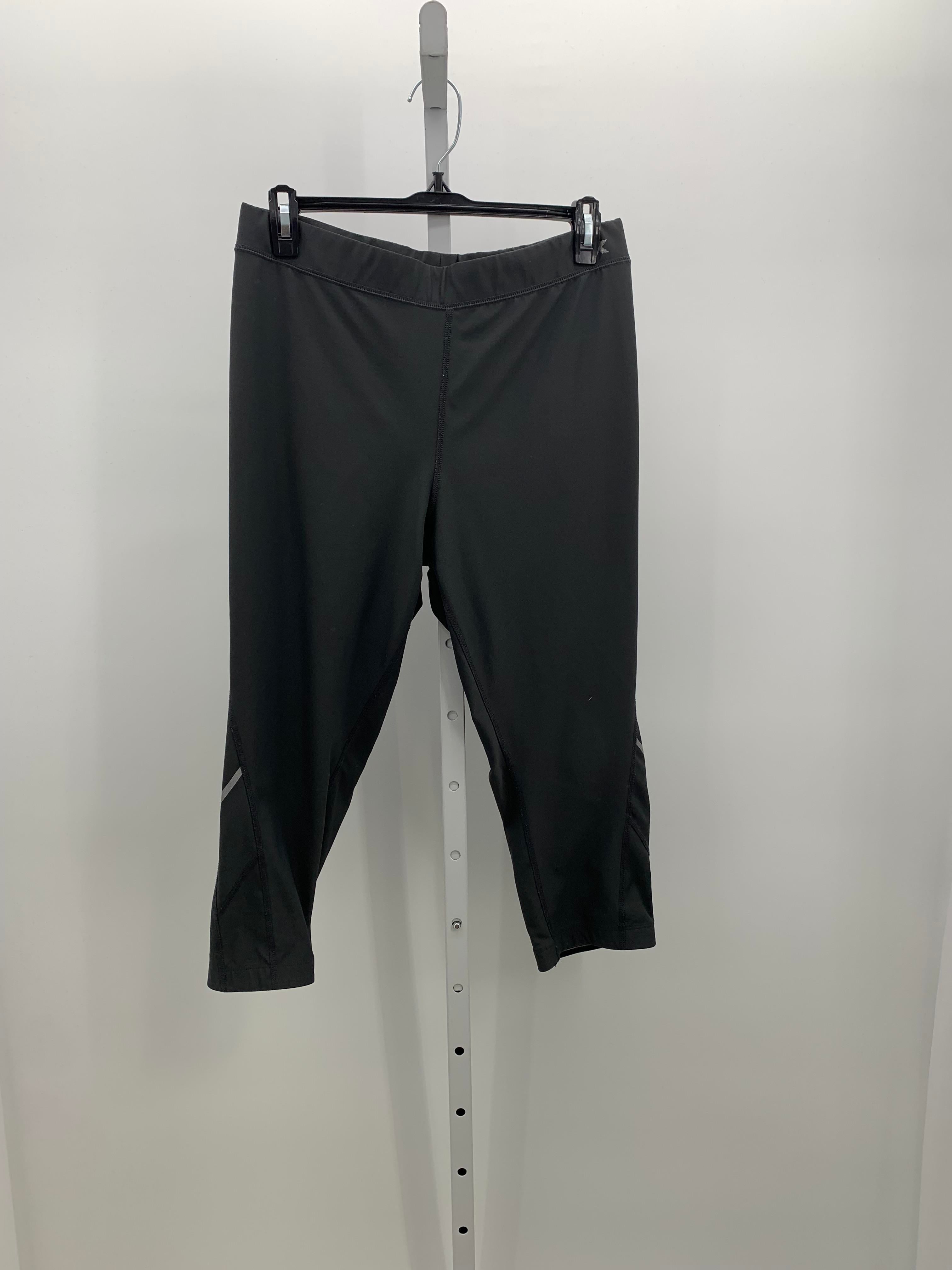 Xersion Size Large Misses Capri Pants