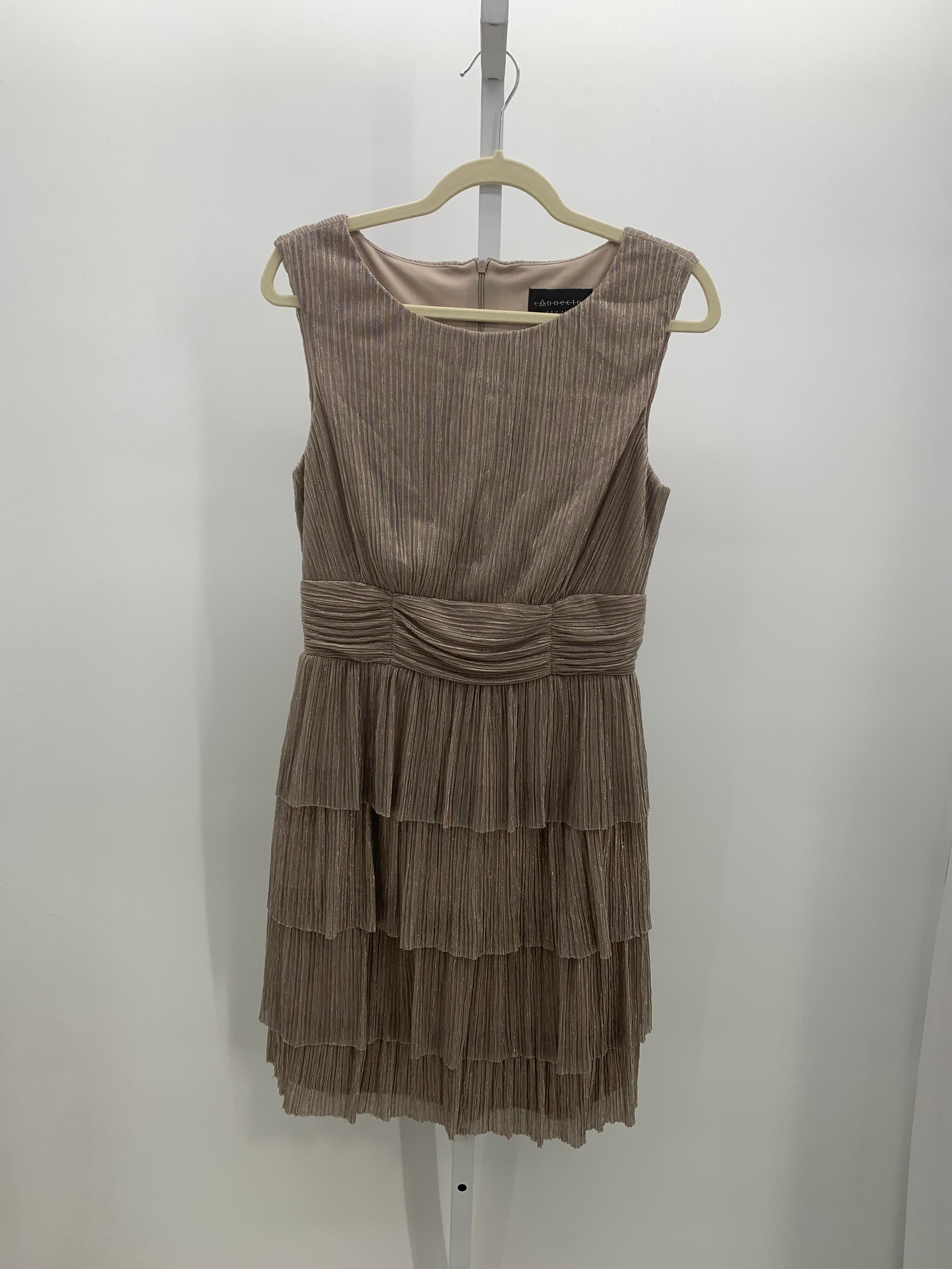 connected apparel Size 10 Misses Sleeveless Dress