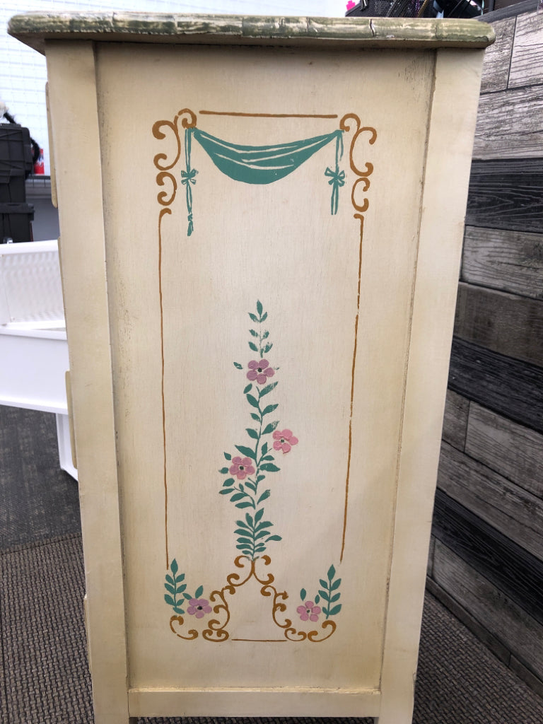 VTG-STYLE FLORAL DISTRESSED PAINTED DRESSER.