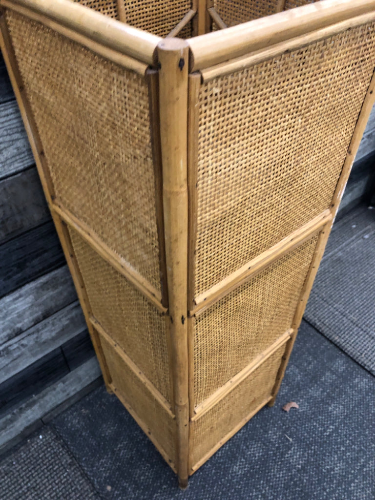 TALL SQUARE WICKER PLANT STAND.