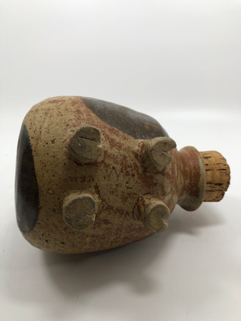 POTTERY PIGGY BANK.