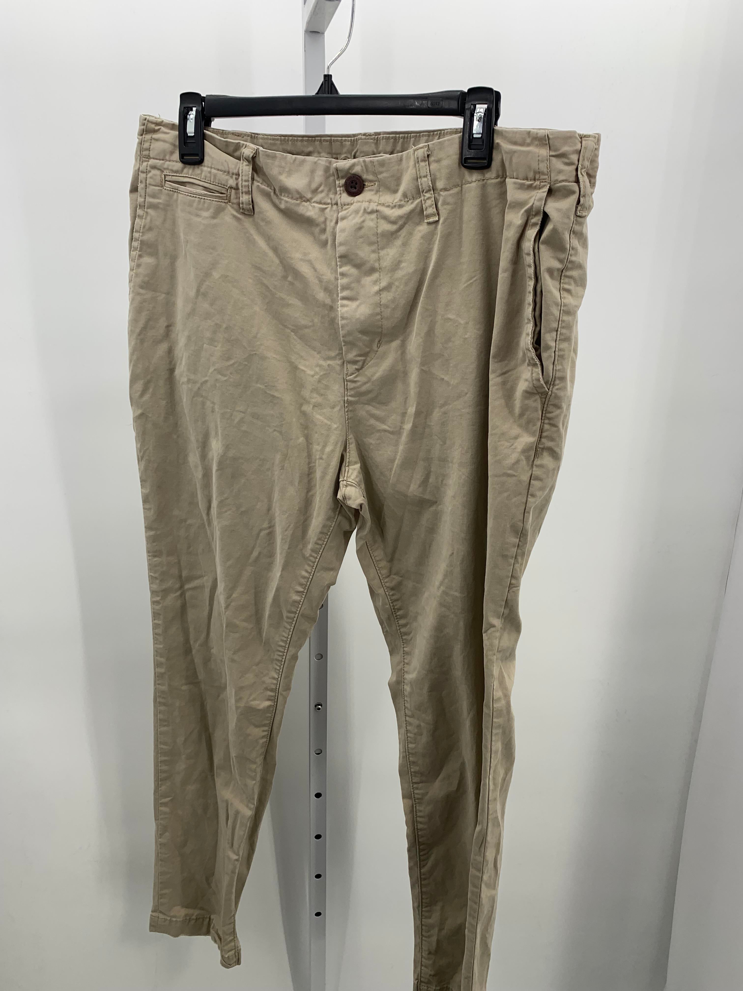 SLIM LIVED IN KHAKI