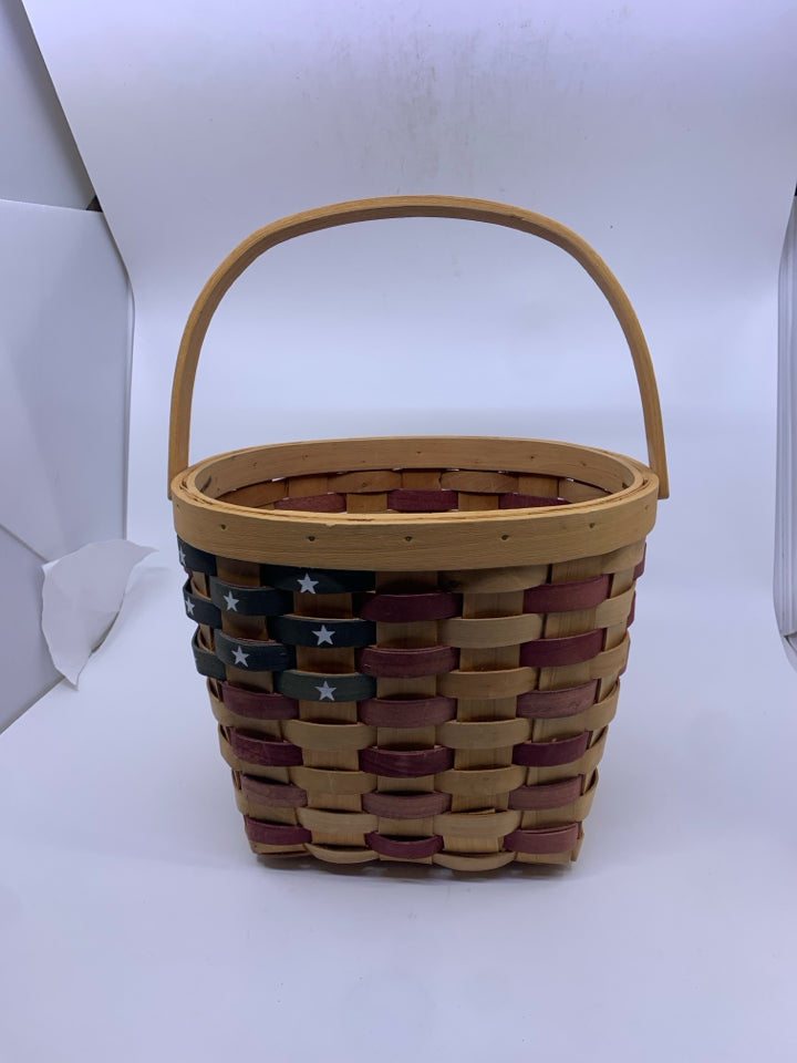 AMERICANA PATTERN BASKET W SINGLE HANDLE.